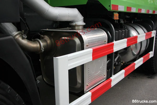 SHACMAN Commercial Vehicle Xuande X6 350 ch 6X4(10 roues) 5.6 m camion benne Châssis (3) | 86Trucks