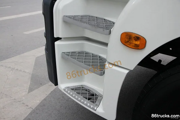 SHACMAN Commercial Vehicle Xuande X3 Heavy Truck Lightweight Edition 270 hp 4X2(6 wheels) 9.5m Van Cargo Truck Cab (2) | 86Trucks