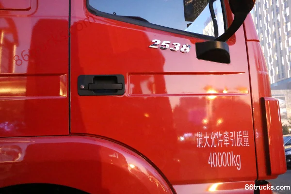 Beiben V3MT Heavy Truck 380 hp 6X4(10 wheels) LNG Tractor Truck Exterior (3) | 86Trucks