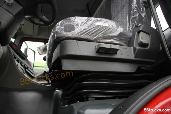 SHACMAN Commercial Vehicle Xuande X3 440 hp 6X4(10 wheels) Tractor Truck (Xi’an Cummins) Cab (3) | 86Trucks