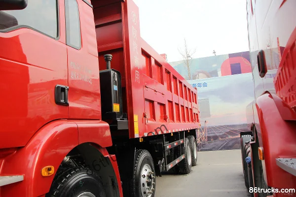 SHACMAN Commercial Vehicle Xuande X3 375hp 8X4(12 wheels) 7.4m LNG Dump Truck Body (1) | 86Trucks