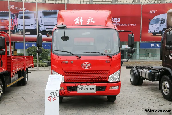 FAW Jiefang J6F 140 hp 4X2(6 wheels) 3.78m semi-row stake truck Exterior (2) | 86Trucks