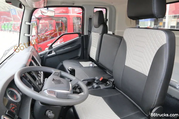 FAW Jiefang J6F 140 hp 4X2(6 wheels) 3.78m semi-row stake truck Cab (3) | 86Trucks