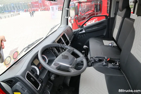 FAW Jiefang J6F 140 hp 4X2(6 wheels) 3.78m semi-row stake truck Cab (2) | 86Trucks