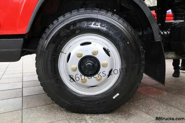 FAW Jiefang J6F 140 hp 4X2(6 wheels) 3.78m semi-row stake truck Chassis (3) | 86Trucks