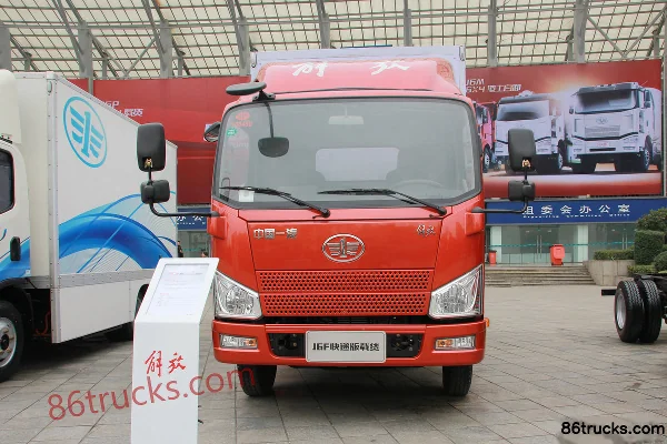 FAW Jiefang J6F Express Edition 110hp 4X2(6 wheels) 4.21m Single Row Van Cargo Truck Exterior (2) | 86Trucks