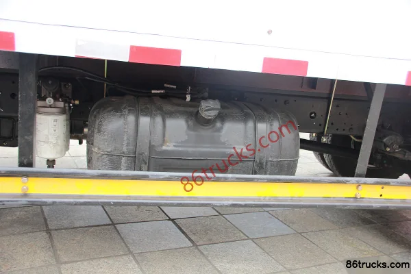 FAW Jiefang J6F Express Edition 110hp 4X2(6 wheels) 4.21m Single Row Van Cargo Truck Chassis (3) | 86Trucks
