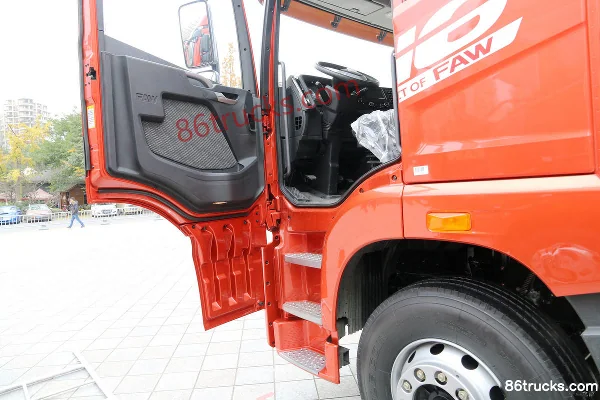 FAW Jiefang Qingdao JH6 Heavy Truck 430 hp 6X4(10 wheels) tractor truck Cab (1) | 86Trucks