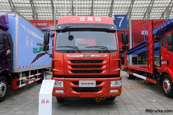 FAW Jiefang Qingdao Long VH Medium Truck Southern Edition 220hp 4X2(6 wheels) 6.75m flatbed cargo truck Exterior (2) | 86Trucks