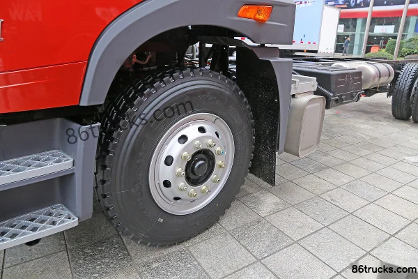 FAW Jiefang Qingdao Long VH Medium Truck Southern Edition 220hp 4X2(6 wheels) 6.75m flatbed cargo truck Chassis (3) | 86Trucks