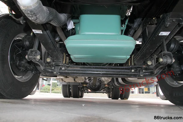 FAW Jiefang Nouveau J6P camion lourd 2020 Édition Leader 550 ch 6X2R tracteur routier Châssis (2) | 86Trucks