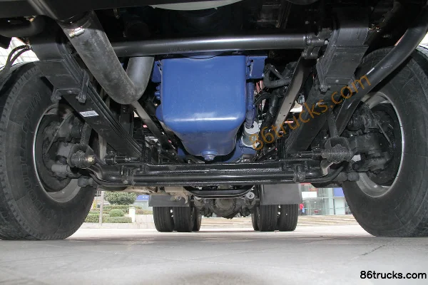 FAW Jiefang Qingdao JH6 Heavy Truck 430hp 6X4(10 wheels) LNG tractor truck Chassis (2) | 86Trucks