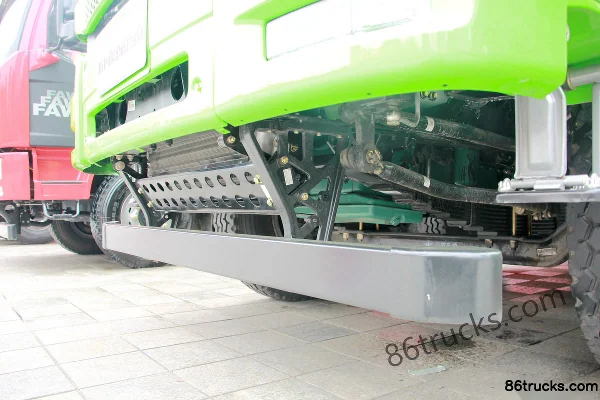 FAW Jiefang J6P Heavy Truck 370hp 8X4(12 wheels) 7.6m Dump Truck (Flat Front) Chassis (3) | 86Trucks