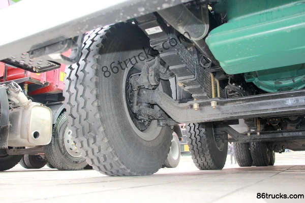 FAW Jiefang J6P Heavy Truck 370hp 8X4(12 wheels) 7.6m Dump Truck (Flat Front) Chassis (1) | 86Trucks