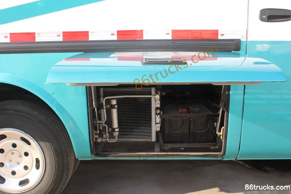 Dongfeng 115 hp van truck Chassis (3) | 86Trucks