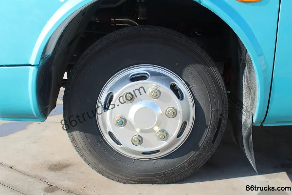 Dongfeng 115 hp van truck Chassis (1) | 86Trucks