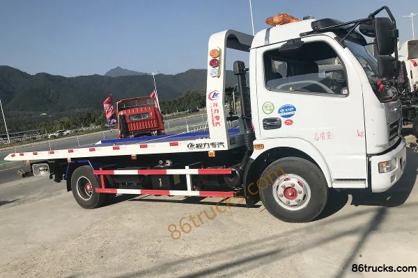 Dongfeng Duolika D7 130 hp 4X2(6 wheels) Wrecker (Chengliwei Brand) Exterior (3) | 86Trucks