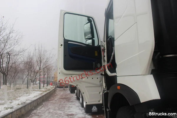Sinotruk HOWO T7H Heavy Truck Changxing Edition 540 hp 6X4(10 wheels) Tractor Truck Cab (1) | 86Trucks