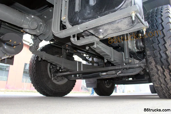Sinotruk HOWO T7H Heavy Truck 540 hp 8X4(12 wheels) 8.8m Dump Truck Chassis (3) | 86Trucks