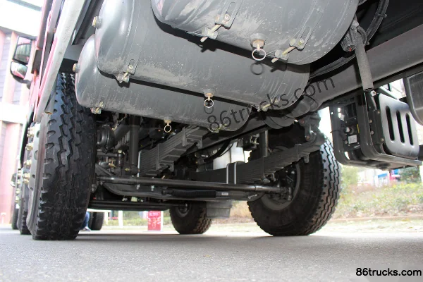 Sinotruk HOWO T7H Heavy Truck 540 hp 8X4(12 wheels) 8.8m Dump Truck Chassis (2) | 86Trucks