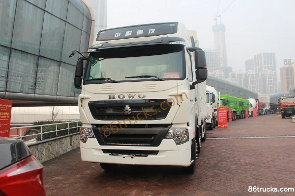 Sinotruk HOWO T6G Green Pass Edition 380hp 8X4(12 wheels) 9.5m Stake Truck Exterior (2) | 86Trucks