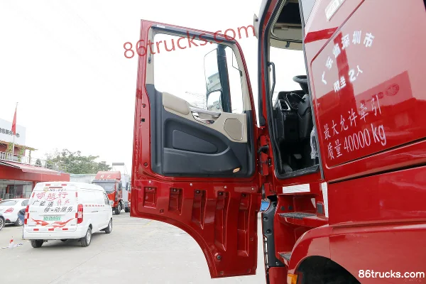 JAC Gallop K7 heavy truck Luxury 440 hp 6X4(10 wheels) tractor truck Cab (2) | 86Trucks