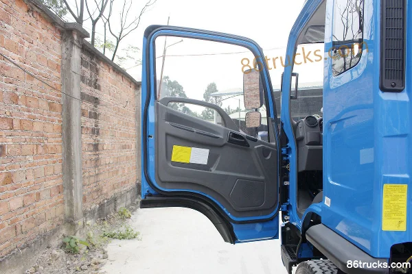 FAW Jiefang Hu VH 160hp 4X2(6 wheels) 4.85m Sleeper Cab Van Light Truck (1) | 86Trucks