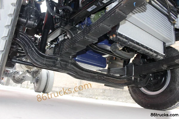 FAW Jiefang Hu VH 160hp 4X2(6 wheels) 4.85m Sleeper Cab Van Light Truck Chassis (1) | 86Trucks