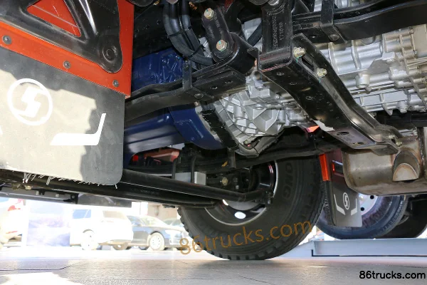 SHACMAN Delong M6000 336hp 8X4(12 wheels) 6.5m Dump Truck Chassis (2) | 86Trucks