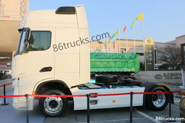 SHACMAN Delong X6000 450 hp 4X2(6 wheels) AMT automatic tractor truck Exterior (3) | 86Trucks