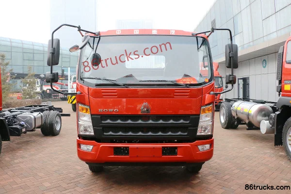 Sinotruk HOWO Tongshuai G3W 160 hp 4X2(6 wheels) 4.2m single-row light truck chassis Exterior (2) | 86Trucks