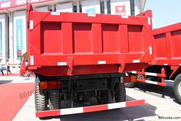 FAW Jiefang Aowei (J5P) Heavy Truck 350 hp 8X4(12 wheels) 8.2m Dump Truck Chassis (1) | 86Trucks