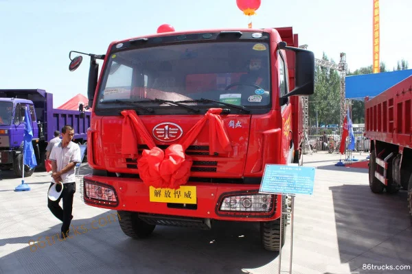 FAW Jiefang Hanwei (J5M) Heavy Truck 280 hp 8X4(12 wheels) 7.5m Dump Truck Exterior (2) | 86Trucks