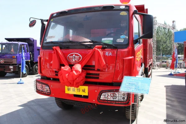 FAW Jiefang Hanwei (J5M) Heavy Truck 280 hp 8X4(12 wheels) 7.5m Dump Truck Exterior