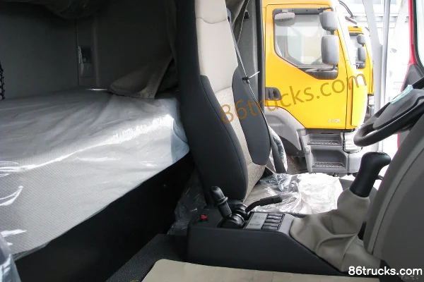 Renault Premium série camion lourd 380 ch 6X4(10 roues) tracteur routier Cabine (2) | 86Trucks