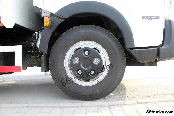Zhengzhou Nissan Capstar 140hp 4X2(6 wheels) 4.1m single-row van light truck (long wheelbase) Chassis (2) | 86Trucks