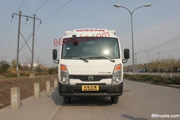 Zhengzhou Nissan Cabstar 130hp 4X2(6 wheels) 4.1m single-row van light truck Exterior