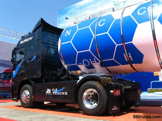 Union Truck U400 400 ch 4X2(6 roues) tracteur routier (léger) Carrosserie (2) | 86Trucks
