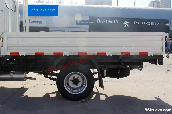 Yuejin Xiaofuxing S50Q 1,3 L 87 ch 4X2(6 roues) essence camion léger plateau à ridelles double cabine 2,605 m Carrosserie (2) | 86Trucks