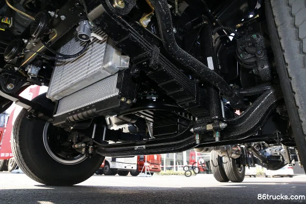 Foton Forland M3 143hp 4X2(6 wheels) 4.23m Single-row Flatbed Light Truck Chassis (3) | 86Trucks