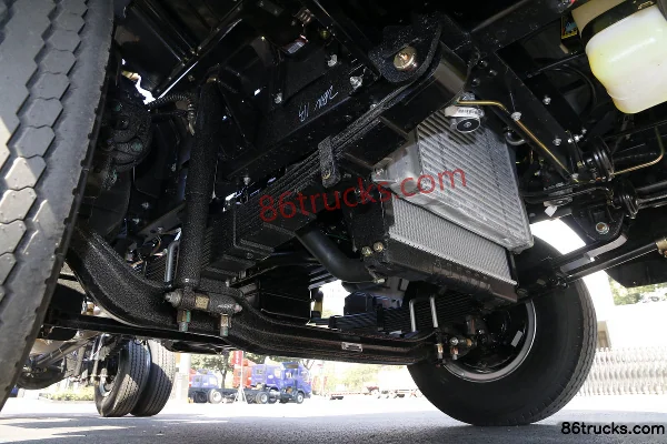 Foton Forland M3 143hp 4X2(6 wheels) 4.23m Single-row Flatbed Light Truck Chassis (1) | 86Trucks