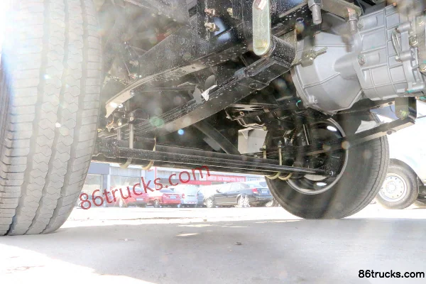 Yuejin Fuxing S100Q 2L Gasoline 150hp 4X2(6 wheels) Dongan 5-Speed 3.59m Single Row Van Mini Truck Chassis (2) | 86Trucks