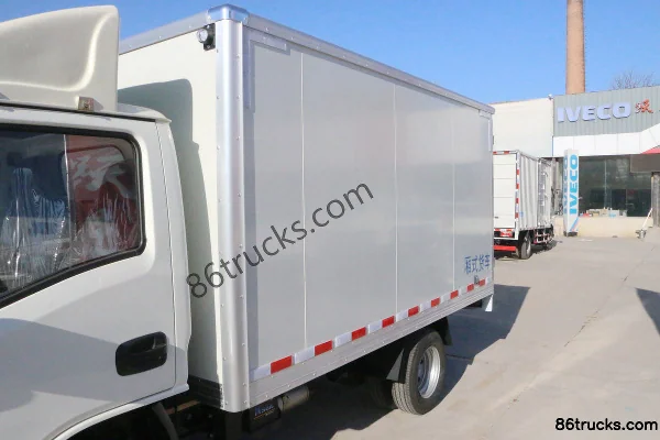 Yuejin Fuxing S100Q 2L Gasoline 150hp 4X2(6 wheels) Dongan 5-Speed 3.59m Single Row Van Mini Truck Body (1) | 86Trucks