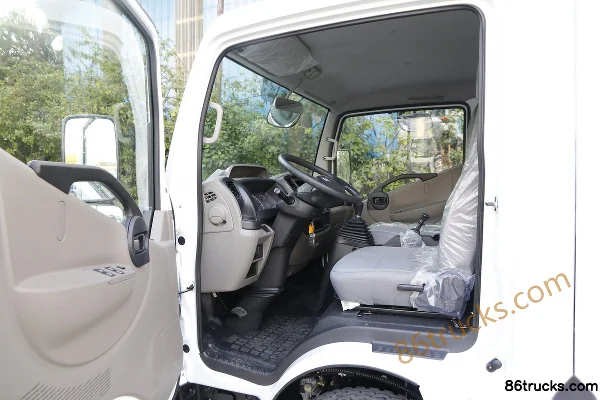 Dongfeng Captain K6N Zhiyue Edition 163 hp 4X2(6 wheels) 3.13 m double-row van light truck (Beijing VI) Cab (2) | 86Trucks