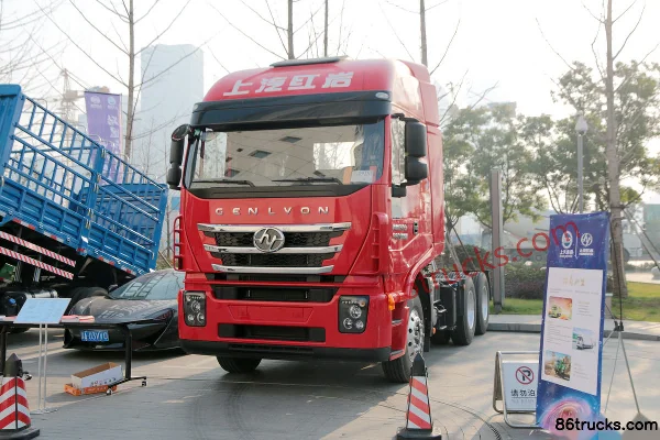 SAIC Hongyan GenlyonC500 Poids lourd Version Nord 560 ch 6X4(10 roues) Tracteur routier Extérieur (2) | 86Trucks