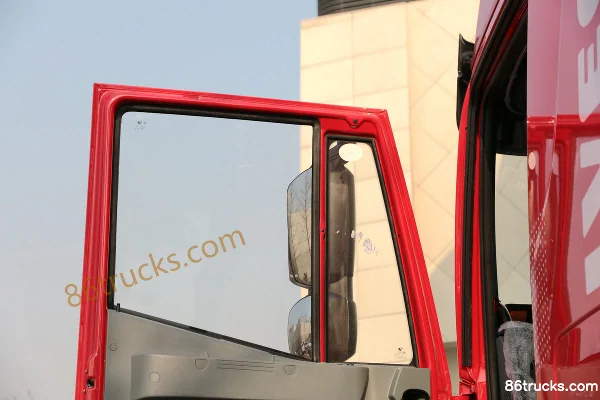 SAIC Hongyan GenlyonC500 Poids lourd Version Nord 560 ch 6X4(10 roues) Tracteur routier Cabine (2) | 86Trucks