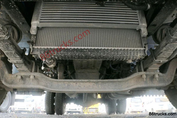 JAC Kangling H6 Wide Body 156 hp 4X2(6 wheels) 3.85m Semi-row Flatbed Light Truck Chassis (1) | 86Trucks