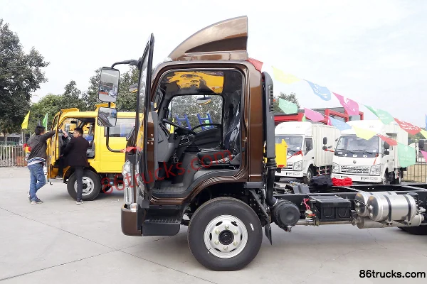 Jinbei Yunying W Series 143 hp 4X2(6 wheels) 4.18 m single-row box van light truck (WLY 5-speed) Cab (1) | 86Trucks