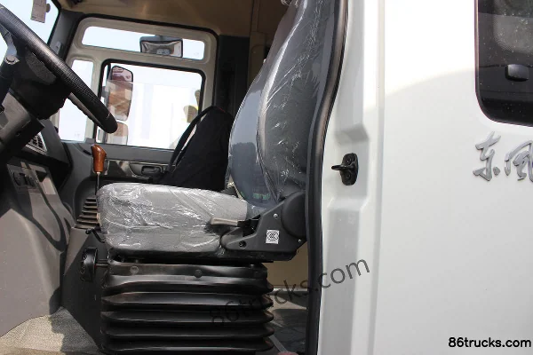 Dongfeng Tianlai 130hp 5-Seat Manual Multi-Purpose Vehicle Cab (3) | 86Trucks