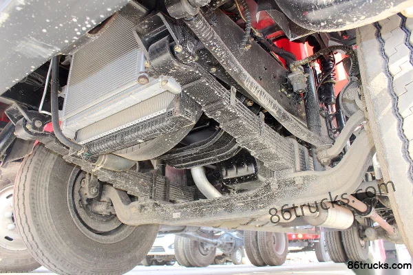 Dongfeng Commercial Vehicle Tianjin Medium Truck 180 hp 4X2(6 wheels) 6.75m Van Cargo Truck Chassis (3) | 86Trucks